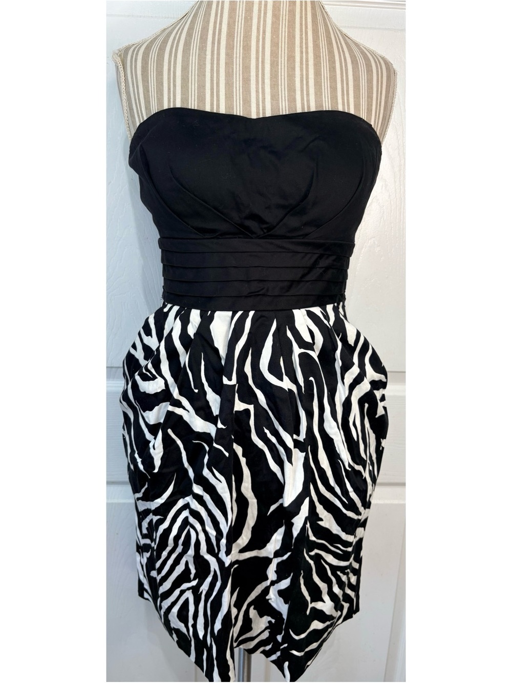 Y2K Zebra Print Strapless Mobwife Pocket Dress Size 12